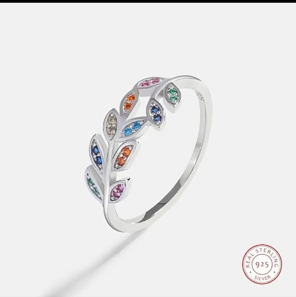 Gorgeous 925 Sterling Silver Zircon Olive Branch Ring.